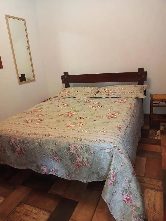 Casa Cantinho Na Montanha Vila Campos do Jordão 0*,  Brasil